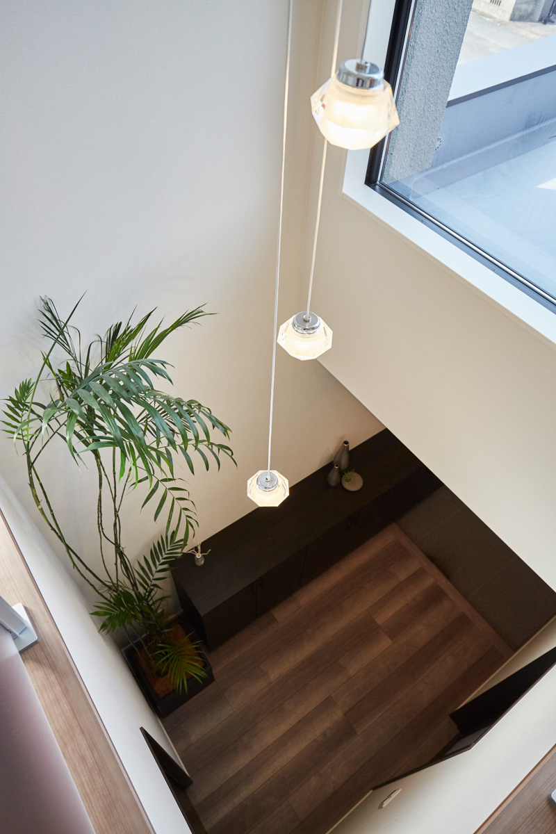 塗り壁のコートヤードハウス