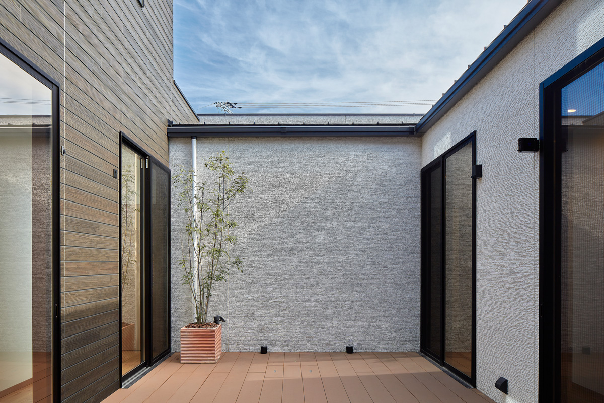 HUB・コートヤード