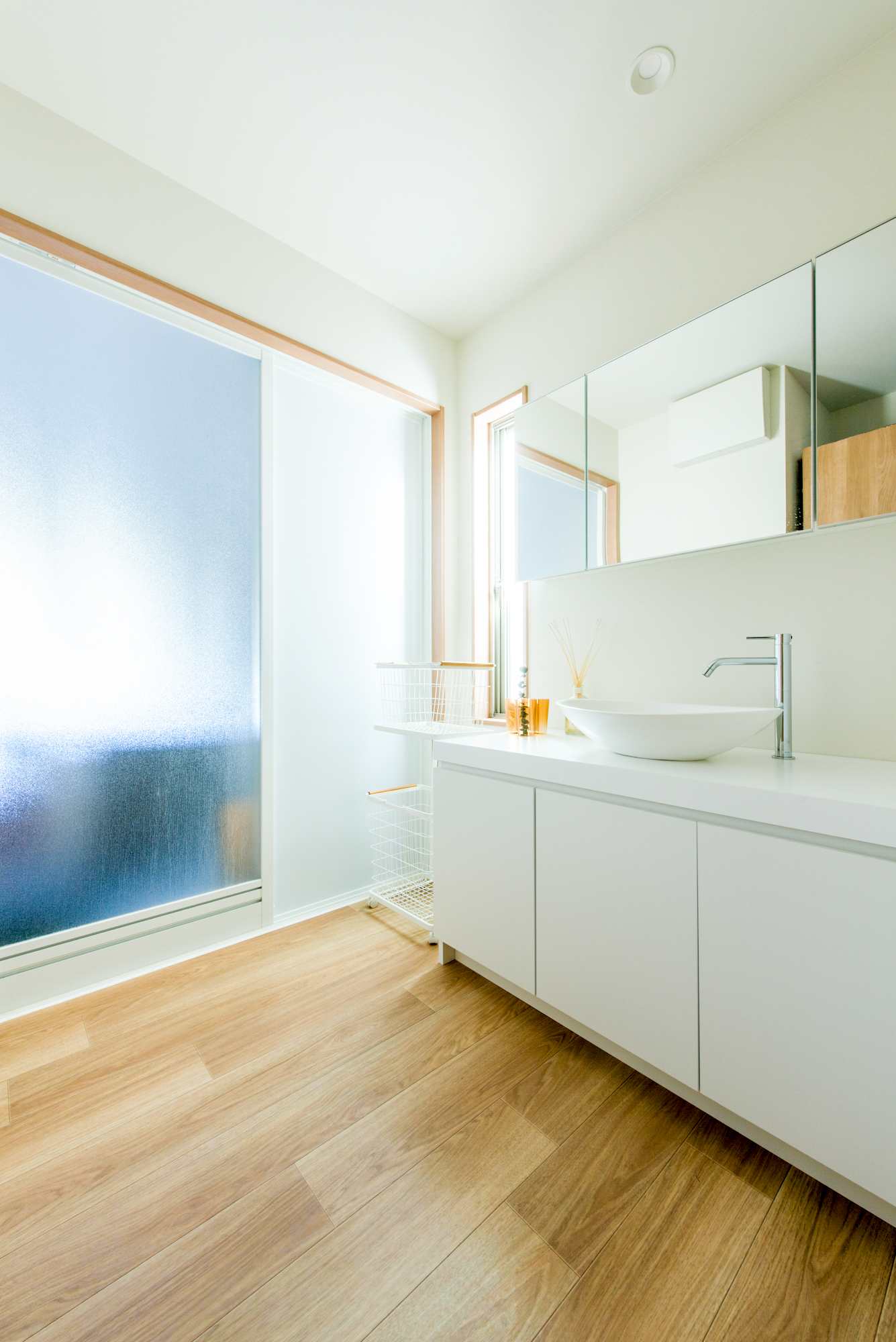 経年変化を楽しむ大屋根の家