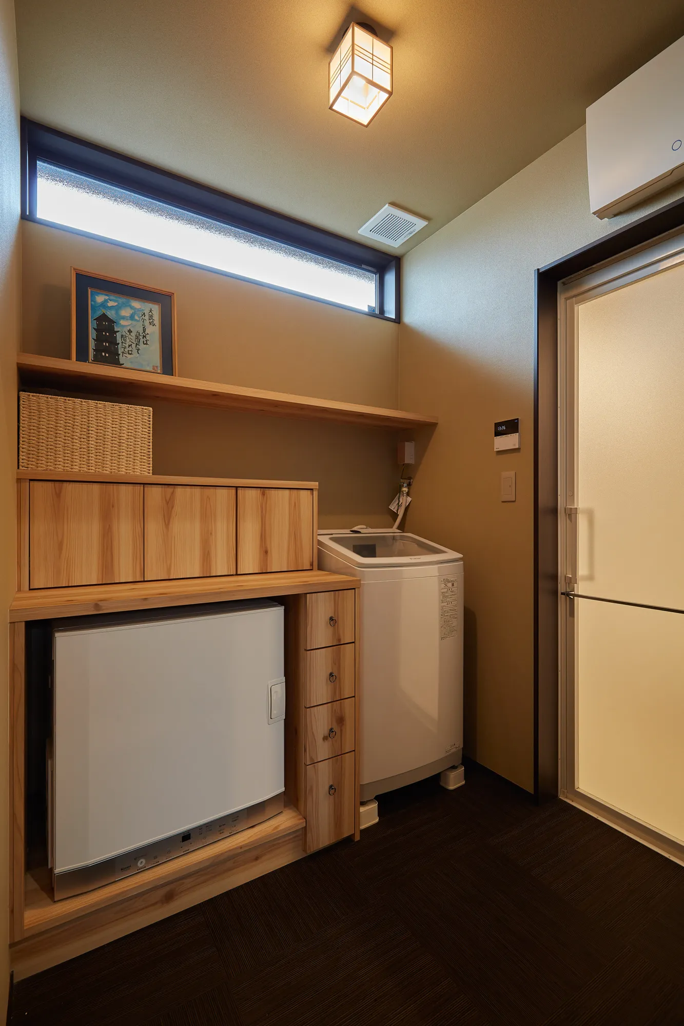 自然と調和する、ワンちゃんと過ごす家