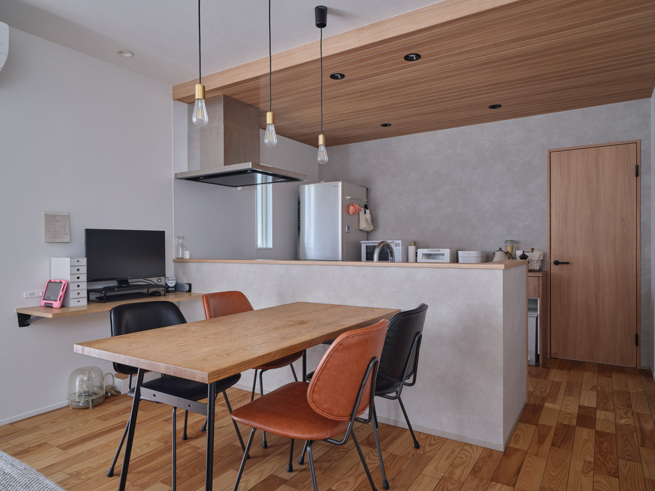 木目が美しいナチュラルな家