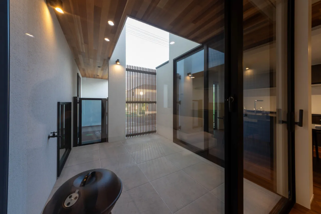 安江 コートヤードとヌックの家