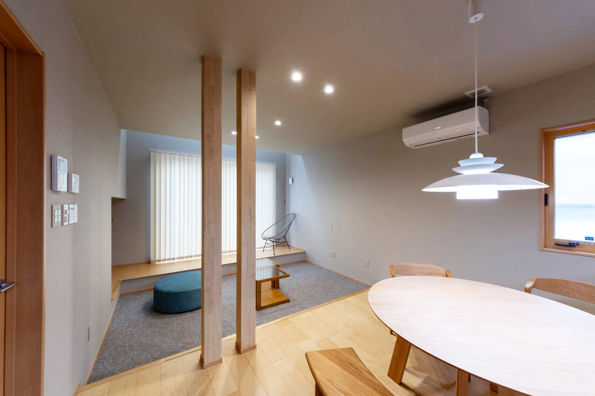 中畝 ヌックと吹ぬけのある家