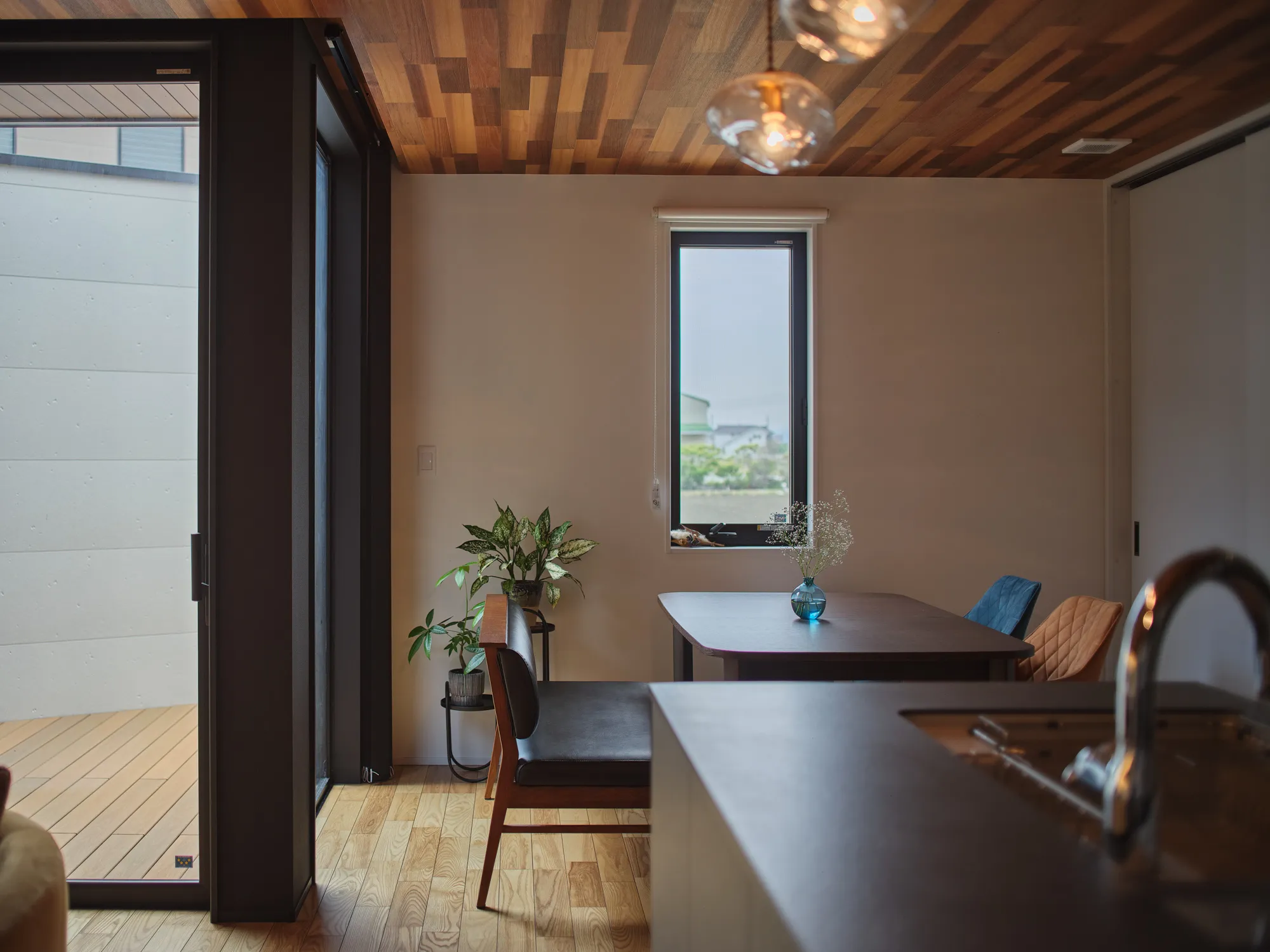 庭とつながる家族の居場所