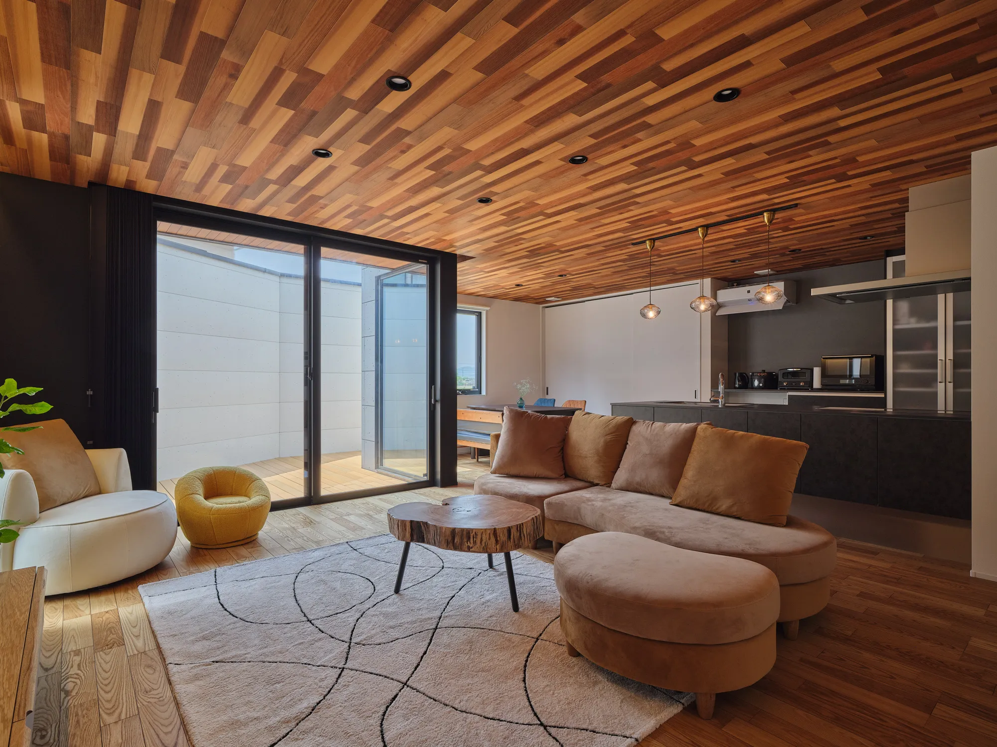 庭とつながる家族の居場所