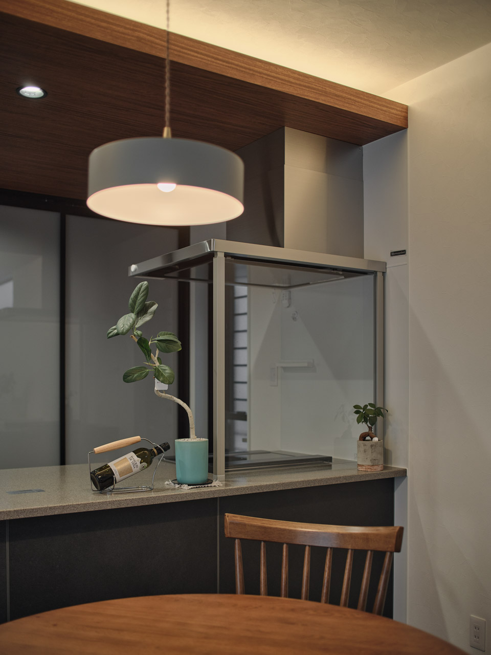 朝日と中庭に癒される家