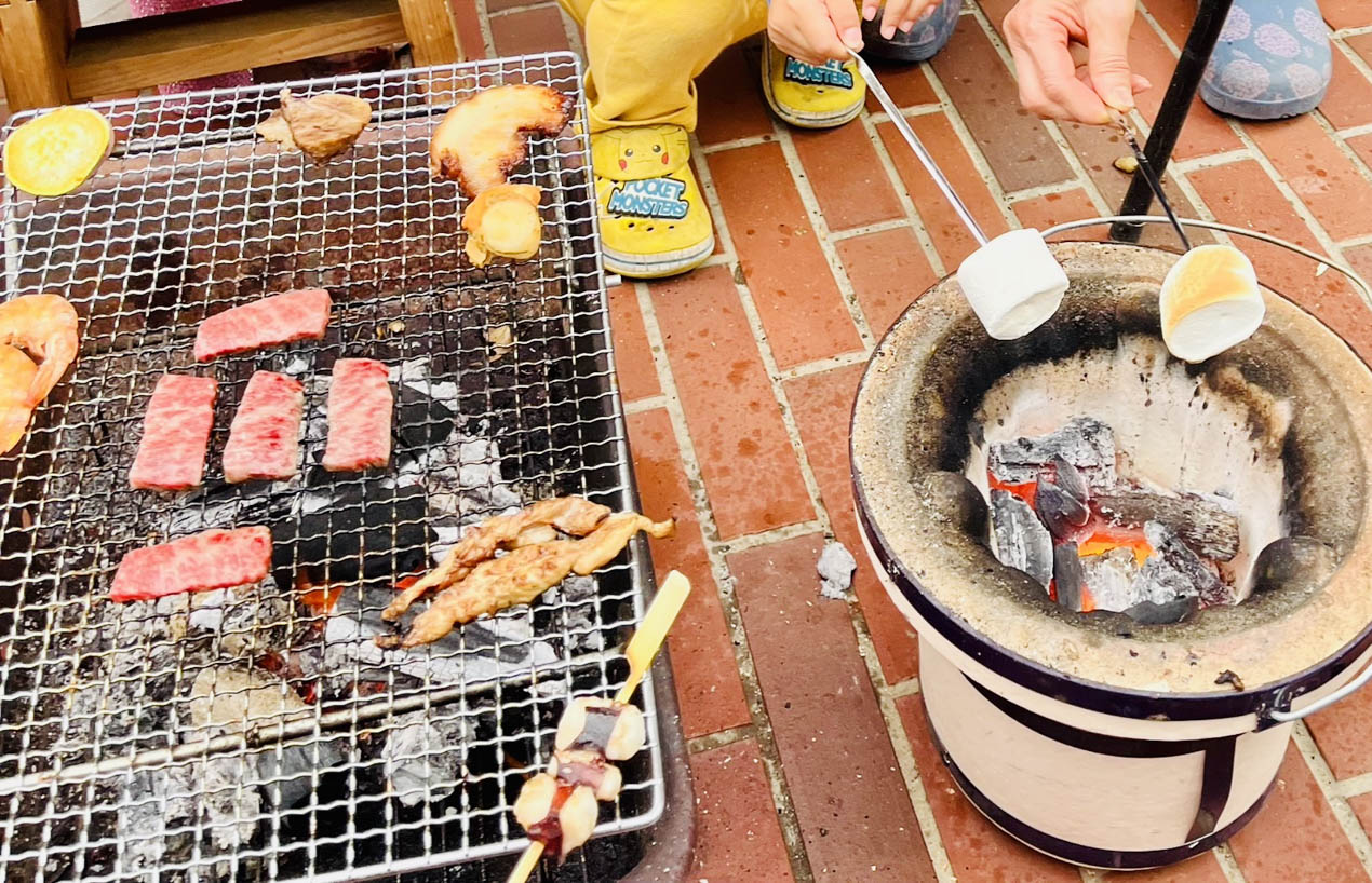 家族で庭BBQ
