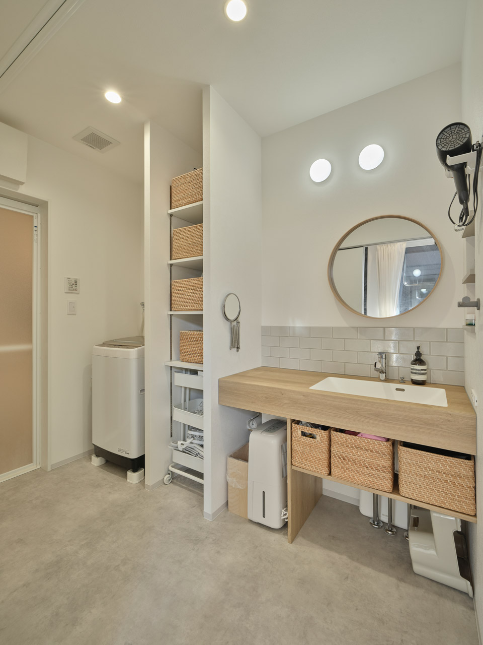 シックな意匠とこだわりを叶えた住まい